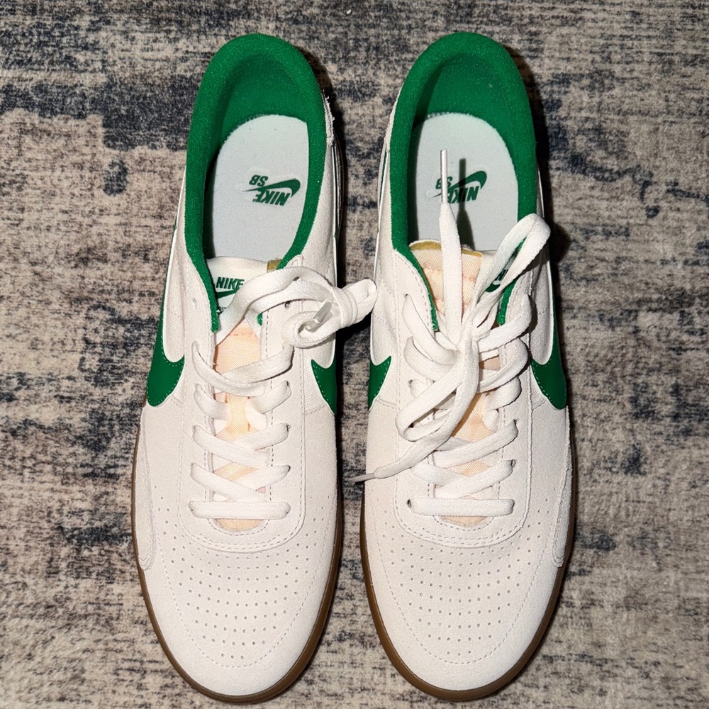 Nike Cream and Green Sneakers with Brown Sole